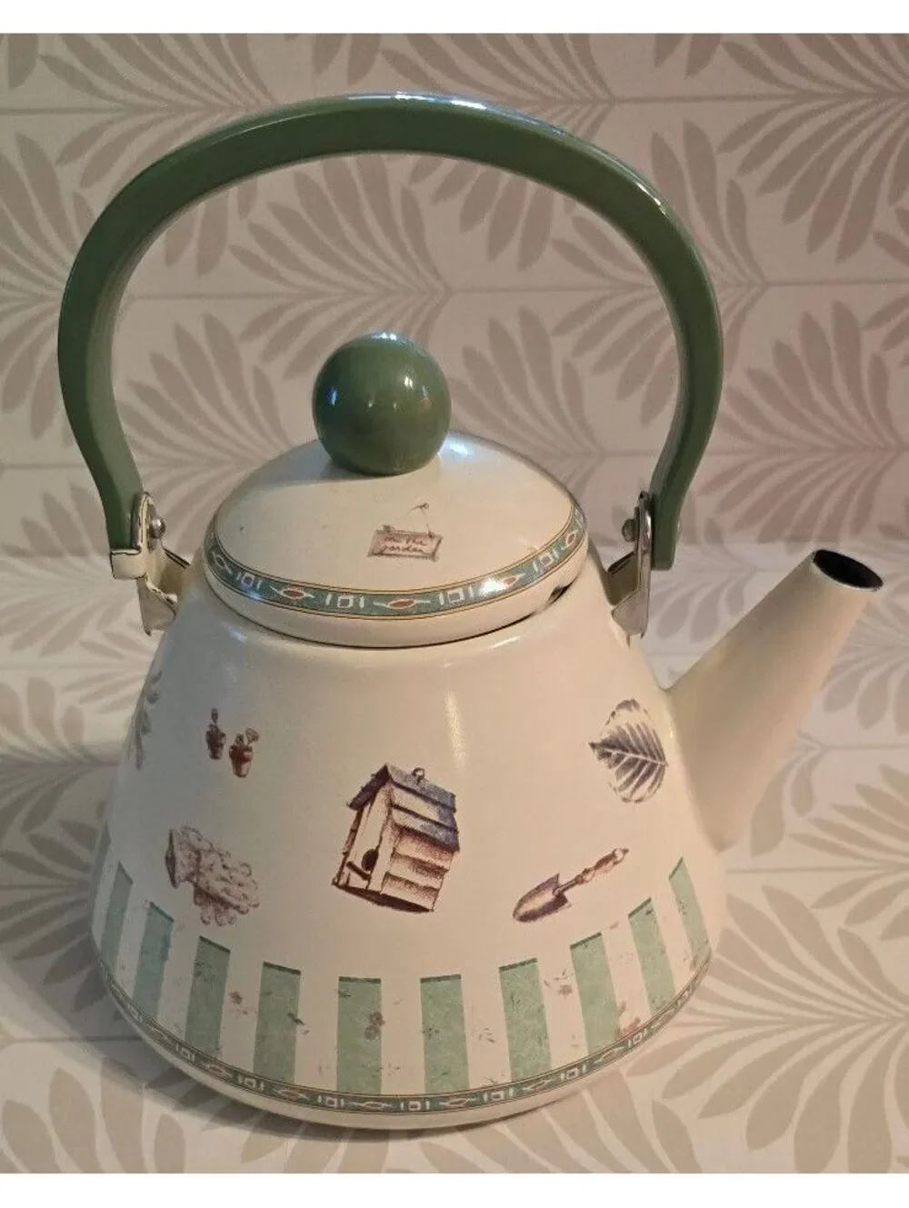 Pfaltzgraff Naturewood 10th Anniversary Teapot 1996-2006 Birdhouse Garden